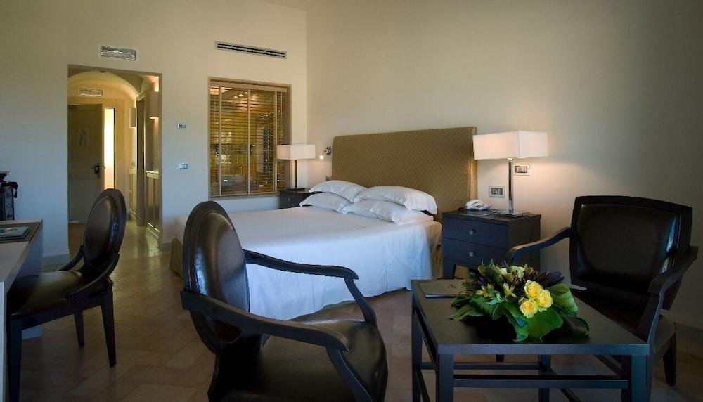 L'Ea Bianca Luxury Resort Baja Sardinia Exteriör bild