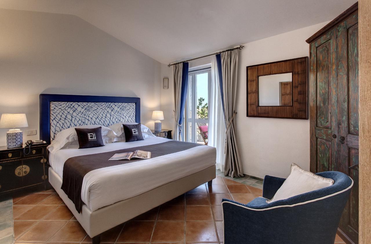 L'Ea Bianca Luxury Resort Baja Sardinia Exteriör bild