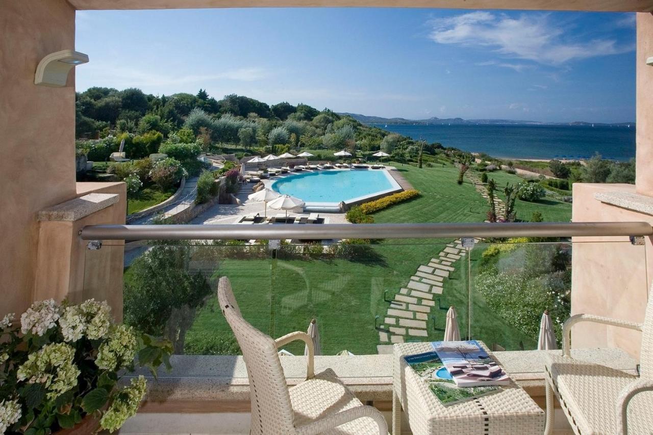 L'Ea Bianca Luxury Resort Baja Sardinia Exteriör bild